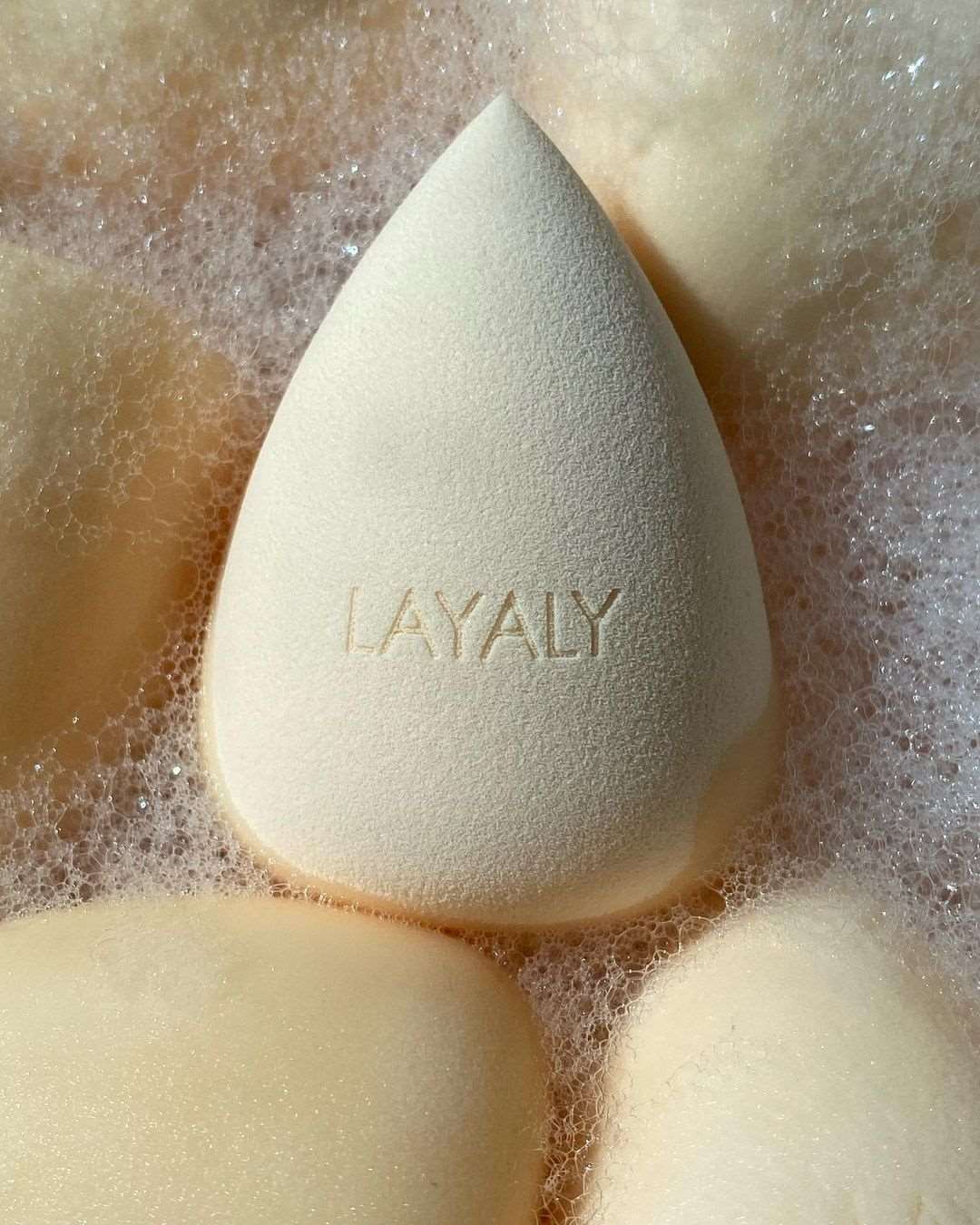 Beauty Blender - White - Layalyshop